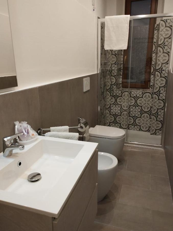 Holiday Rooms Firenze Esterno foto
